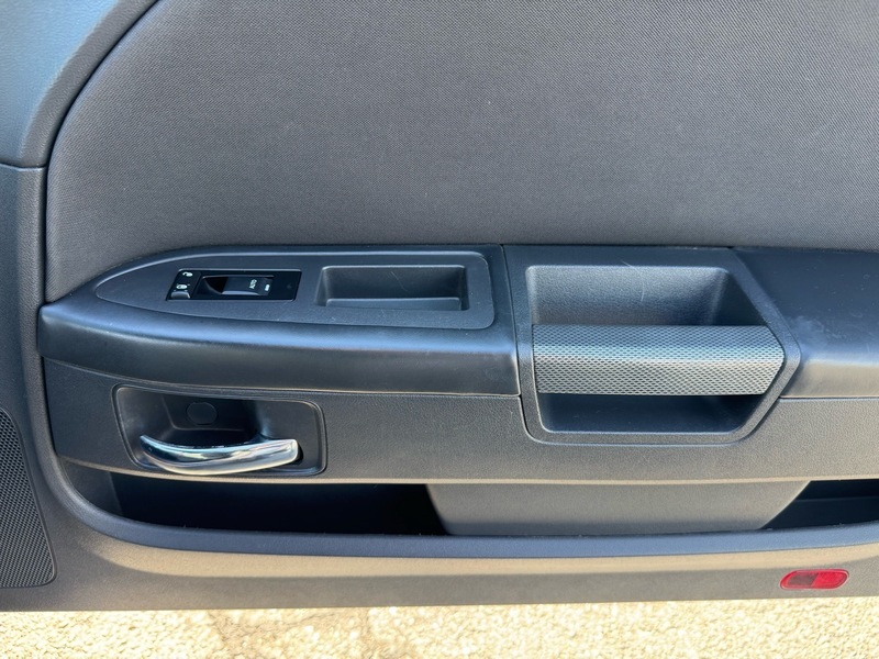 2013 Dodge Challenger R/T photo 18