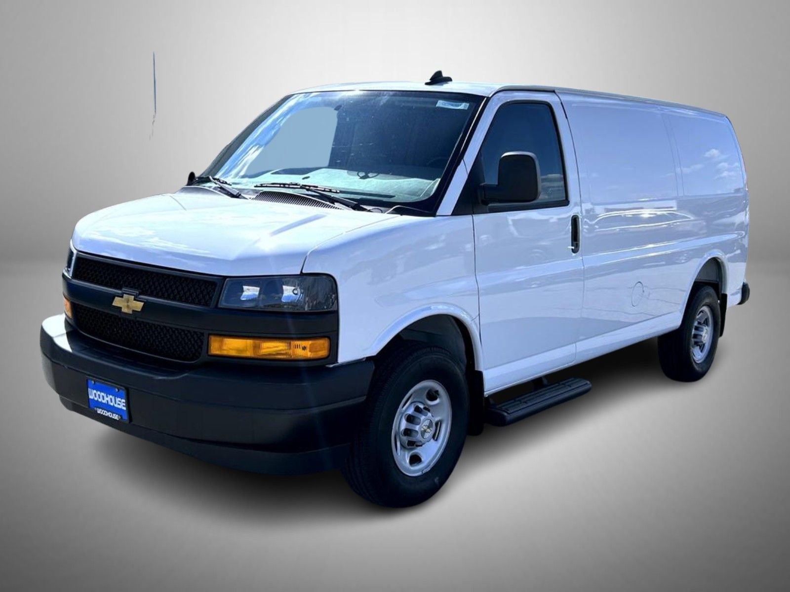 2025 Chevrolet Express Cargo Work Van's photo