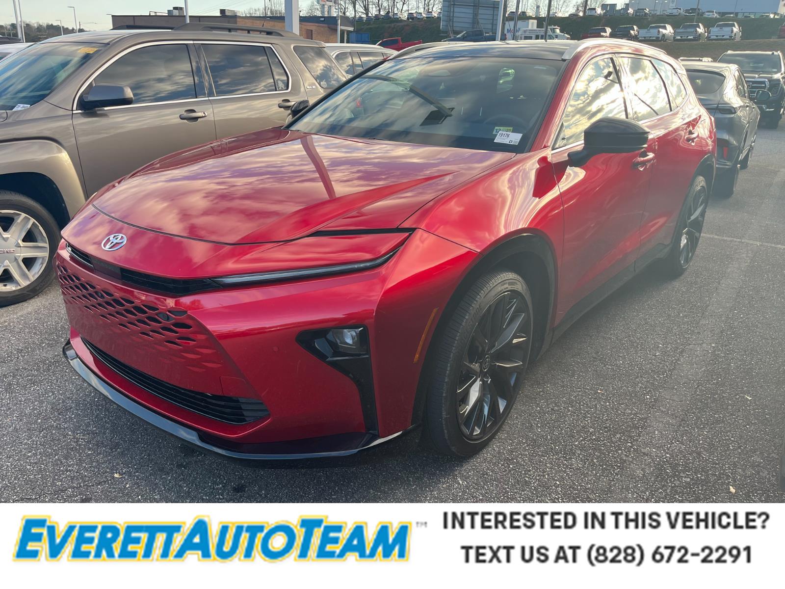 2025 Toyota Crown Signia Limited's photo