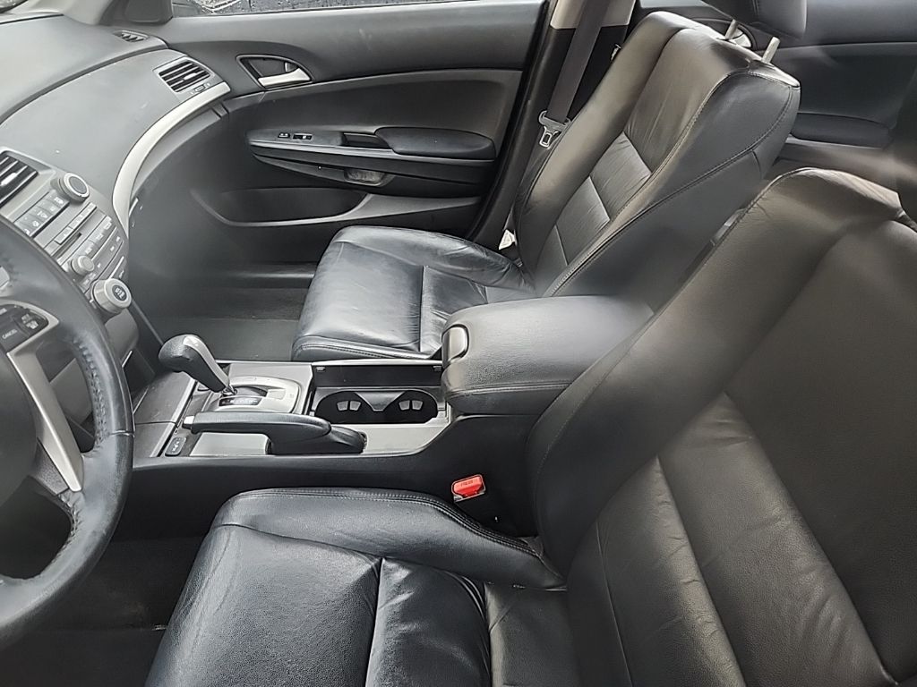 2011 Honda Accord SE photo 20