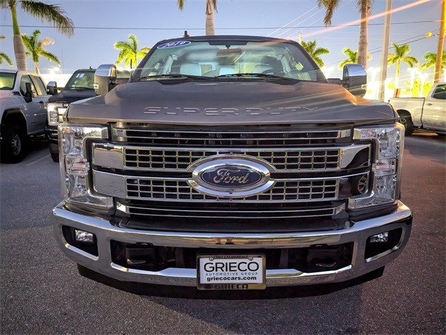 2019 Ford F-350 photo 2