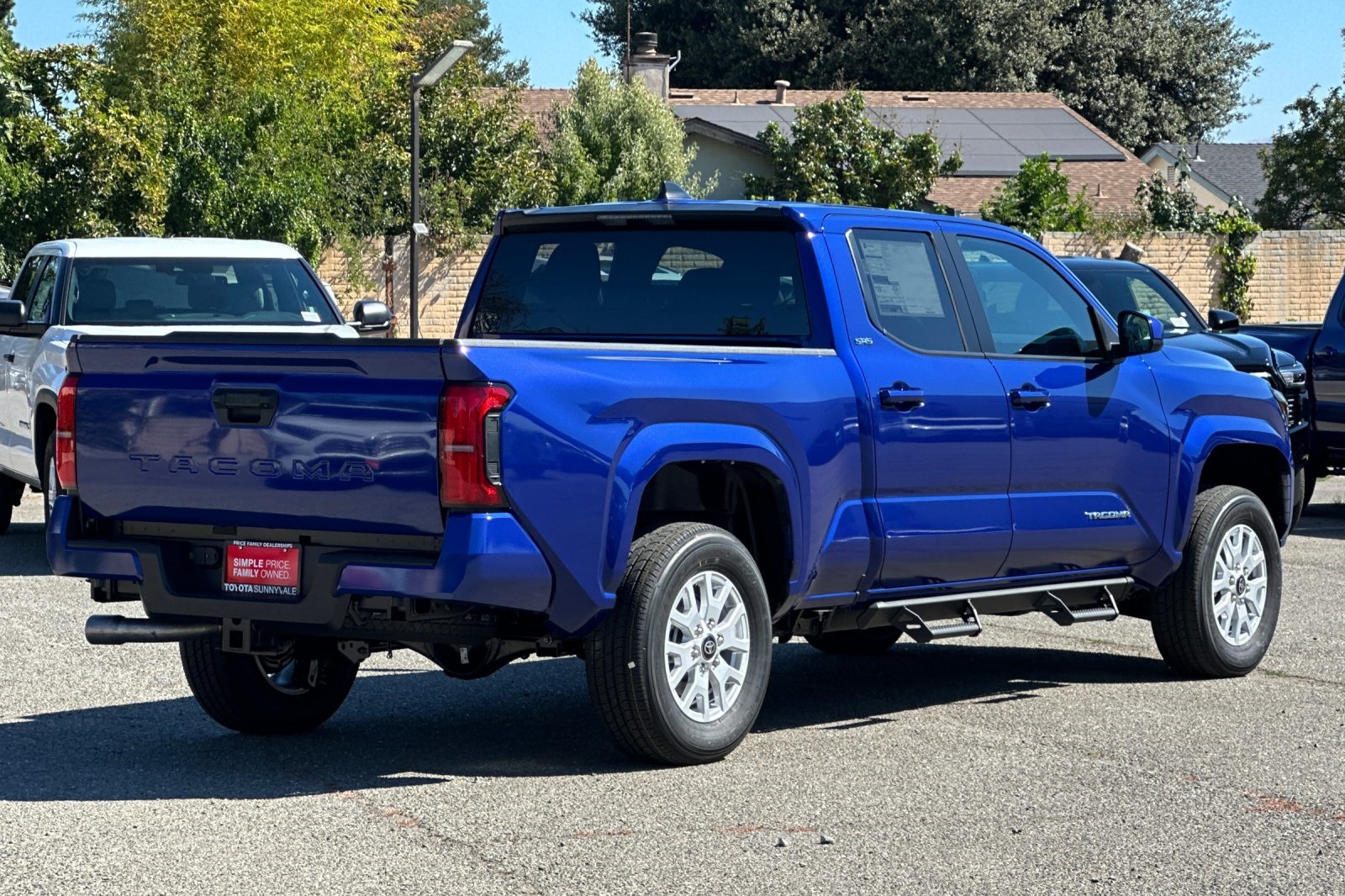 2025 Toyota Tacoma SR5 photo 3