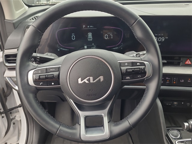 2024 Kia Sportage EX photo 18