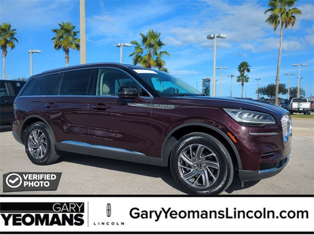 2023 Lincoln Aviator Base's photo