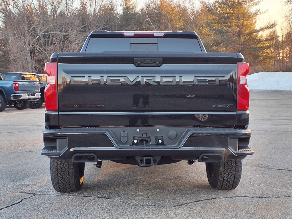 2025 Chevrolet Silverado 1500 RST photo 5