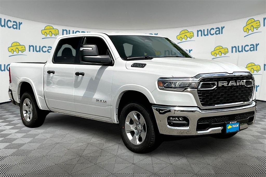 New 2025 RAM 1500 Big Horn/Lone Star Crew Cab in Saint Albans City 