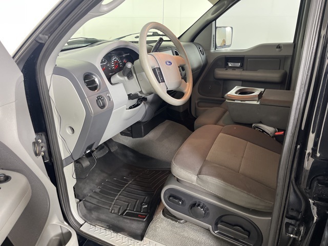 2005 Ford F-150 XLT photo 11