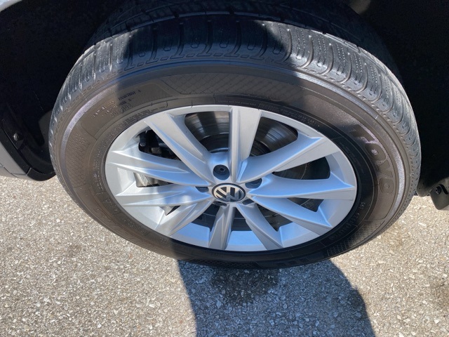 2018 Volkswagen Tiguan Limited photo 32