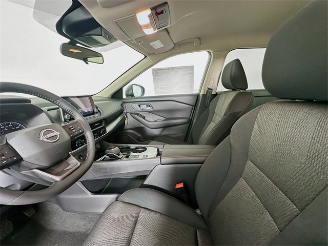 2026 Nissan Rogue SV photo 19