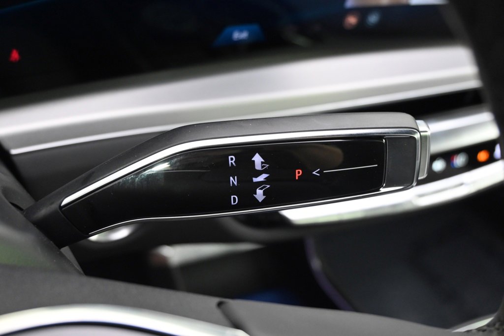 2025 Cadillac Lyriq Sport photo 27
