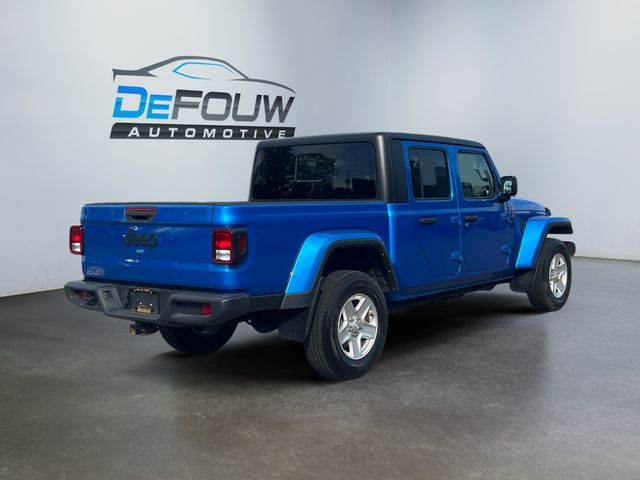 2022 Jeep Gladiator Sport photo 2