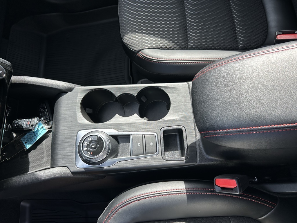 2024 Ford Escape ST-Line Select photo 17