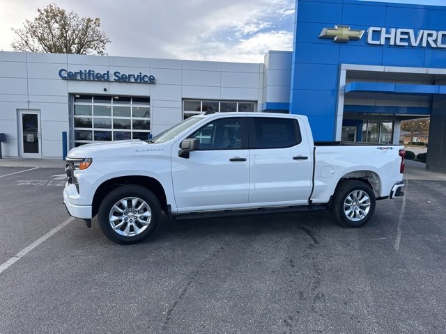 2026 Chevrolet Silverado 1500 Custom photo 4