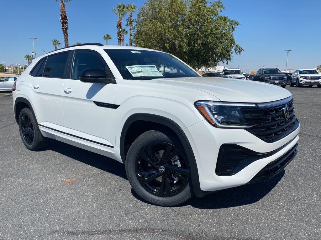 2026 Volkswagen Atlas Cross Sport SEL R-LINE's photo