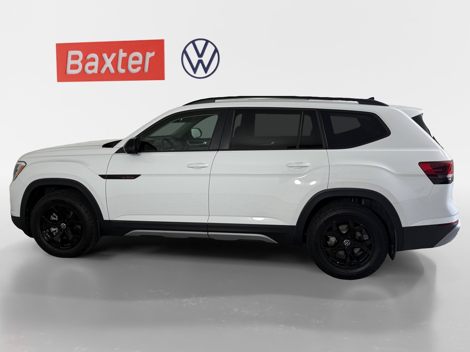 2025 Volkswagen Atlas Peak Edition SE photo 4