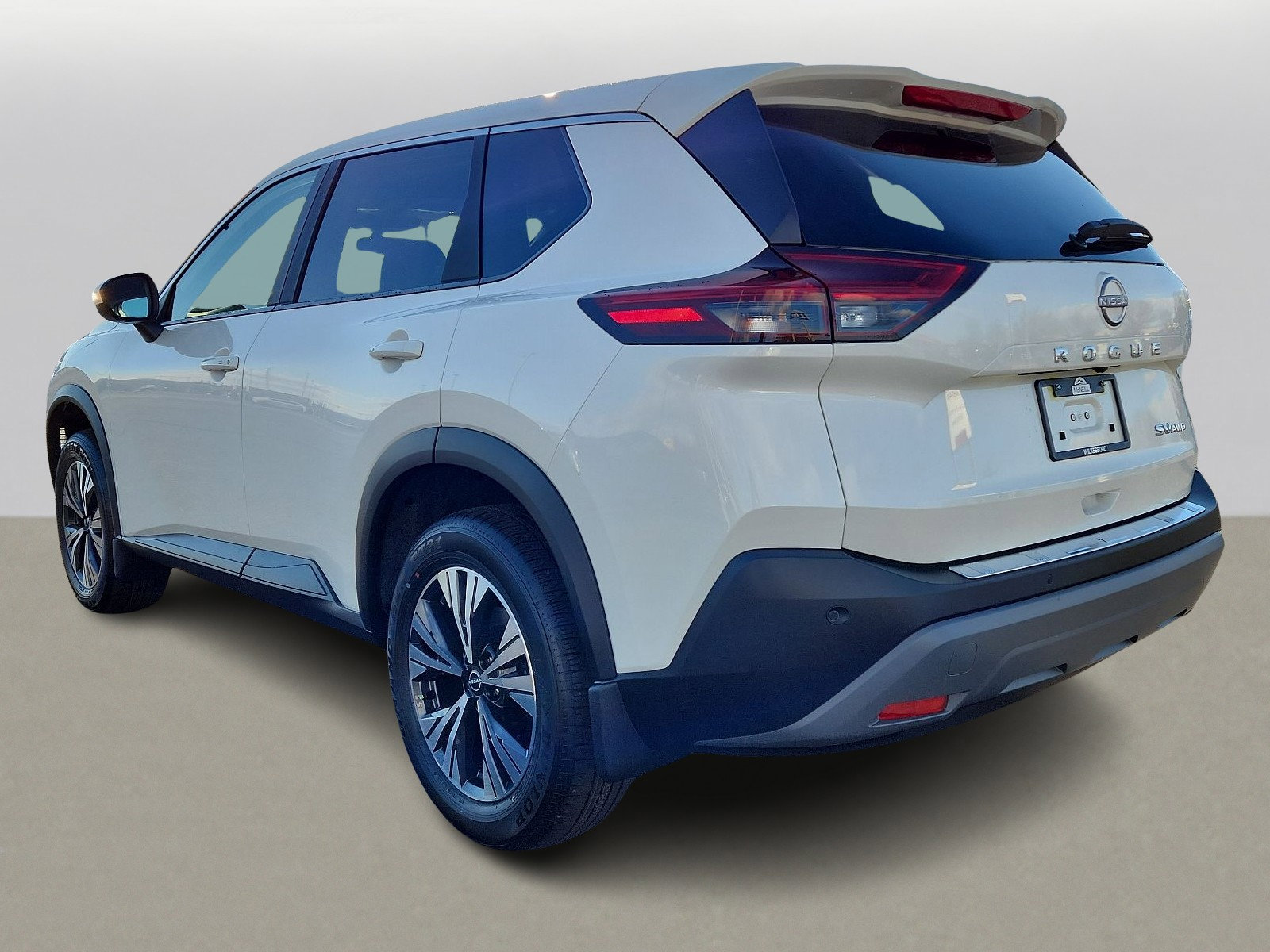 2023 Nissan Rogue SV photo 2