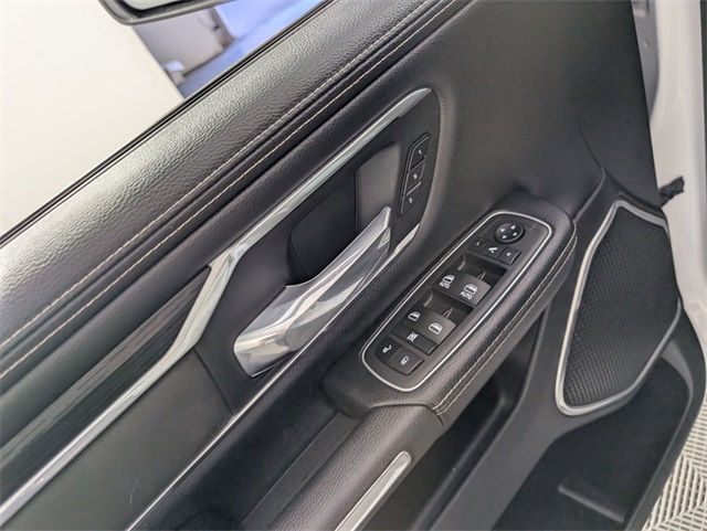 2023 Ram 1500 Laramie photo 13