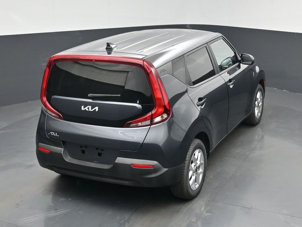2022 Kia Soul LX photo 25