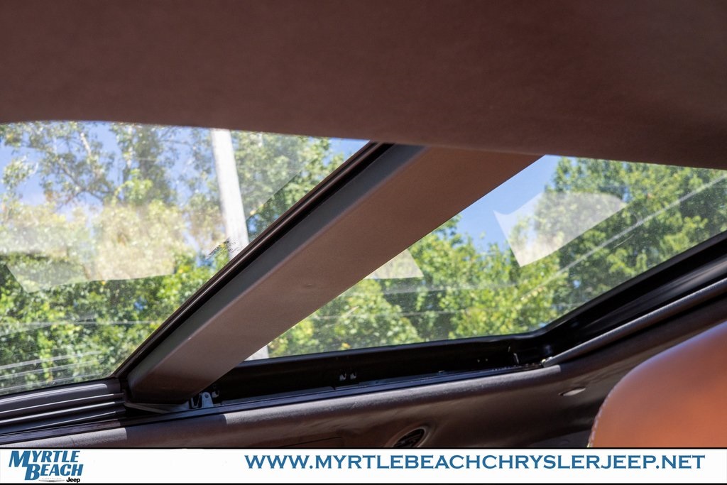 2026 Chrysler Pacifica Pinnacle photo 19