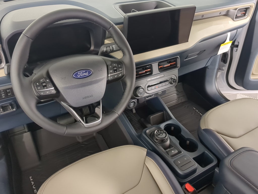 2025 Ford Maverick Lariat photo 16