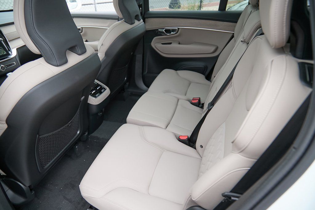 2026 VOLVO XC90 - Image 20