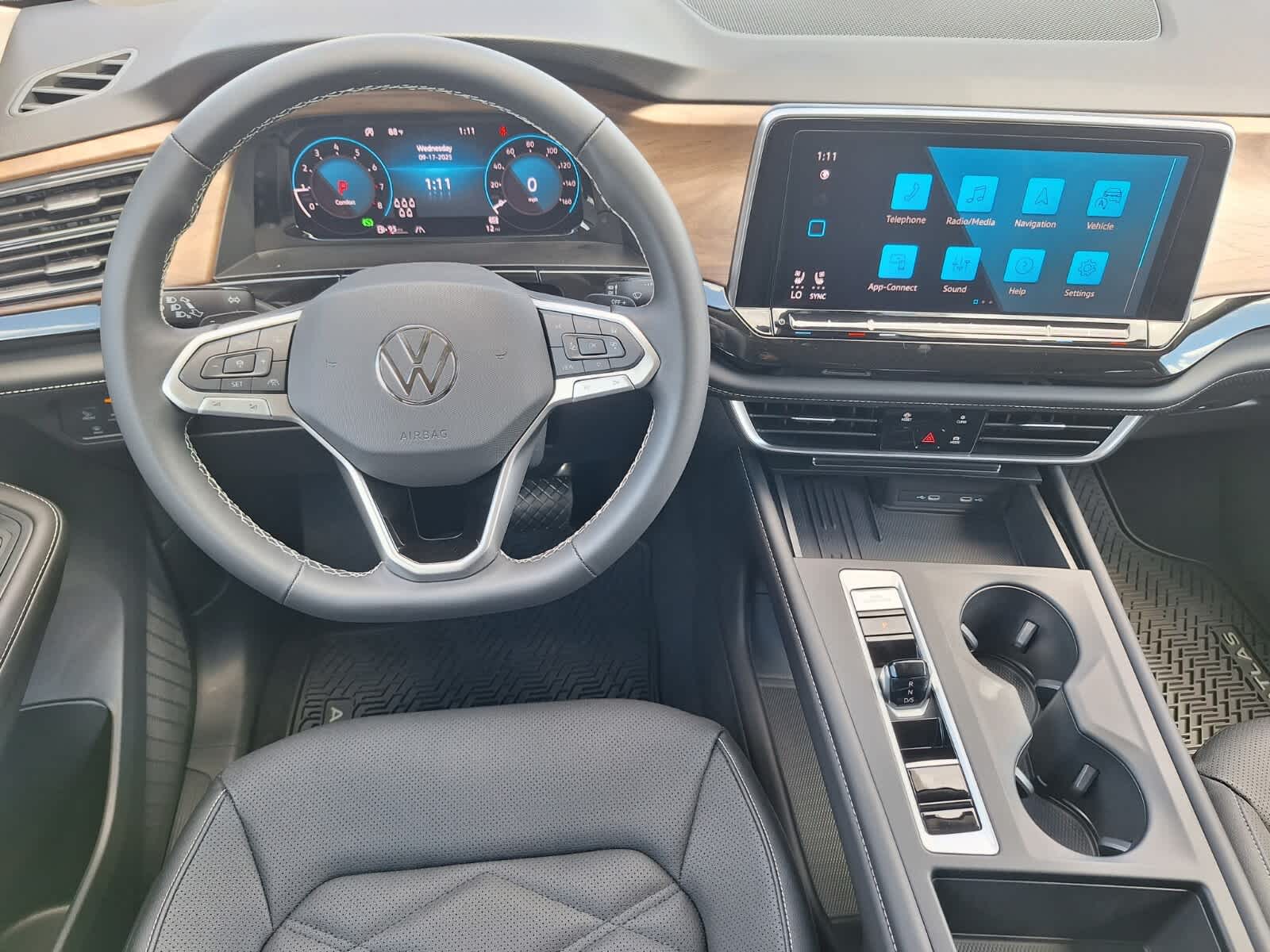 2026 Volkswagen Atlas SE photo 18