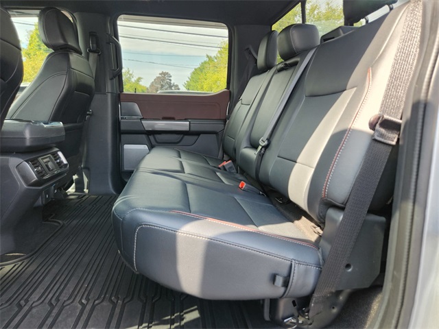 2023 Ford F-150 Lariat photo 25