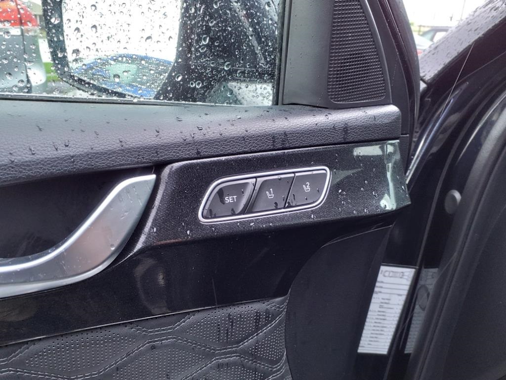 2020 Hyundai Palisade Limited photo 4