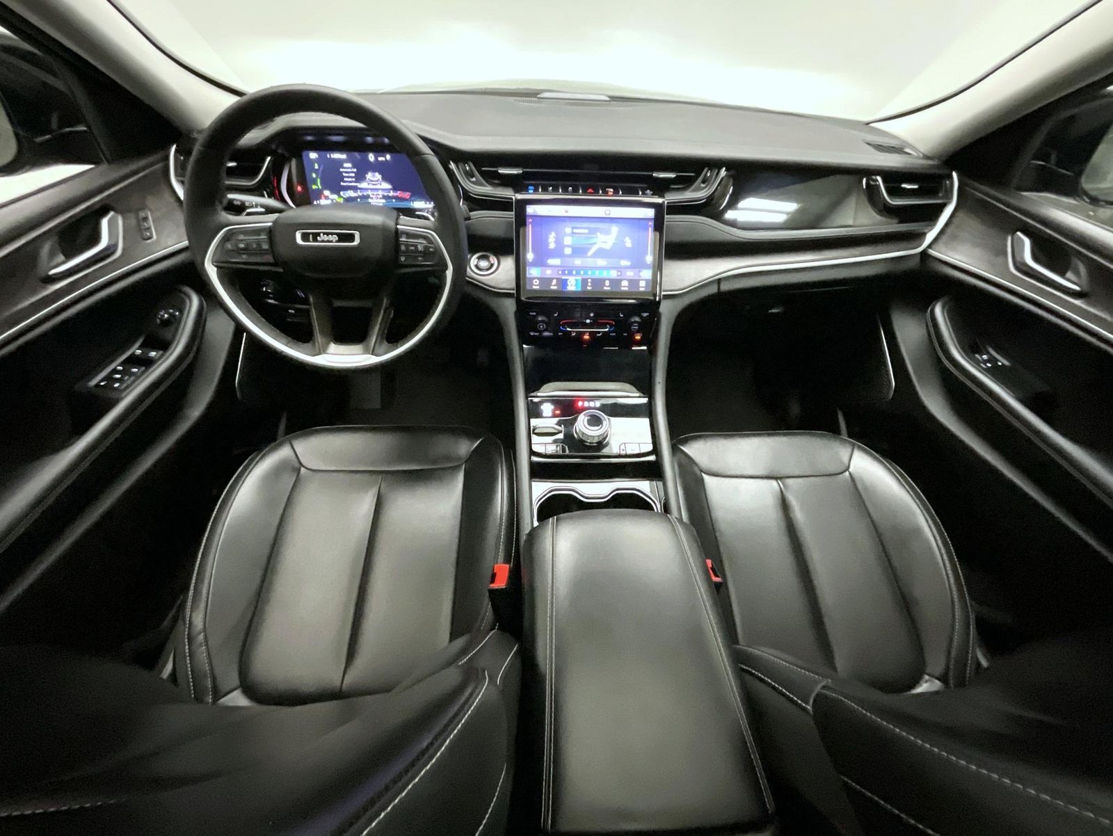 2023 Jeep Cherokee 4xe photo 11