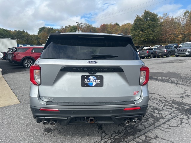 2021 Ford Explorer ST photo 5