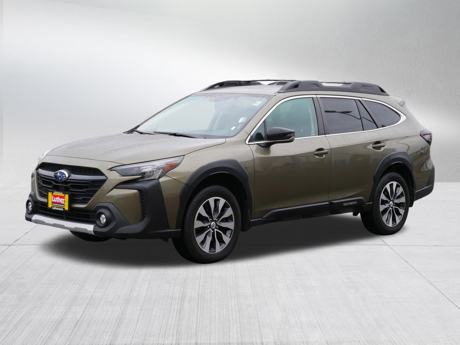 2023 Subaru Outback Limited photo 3
