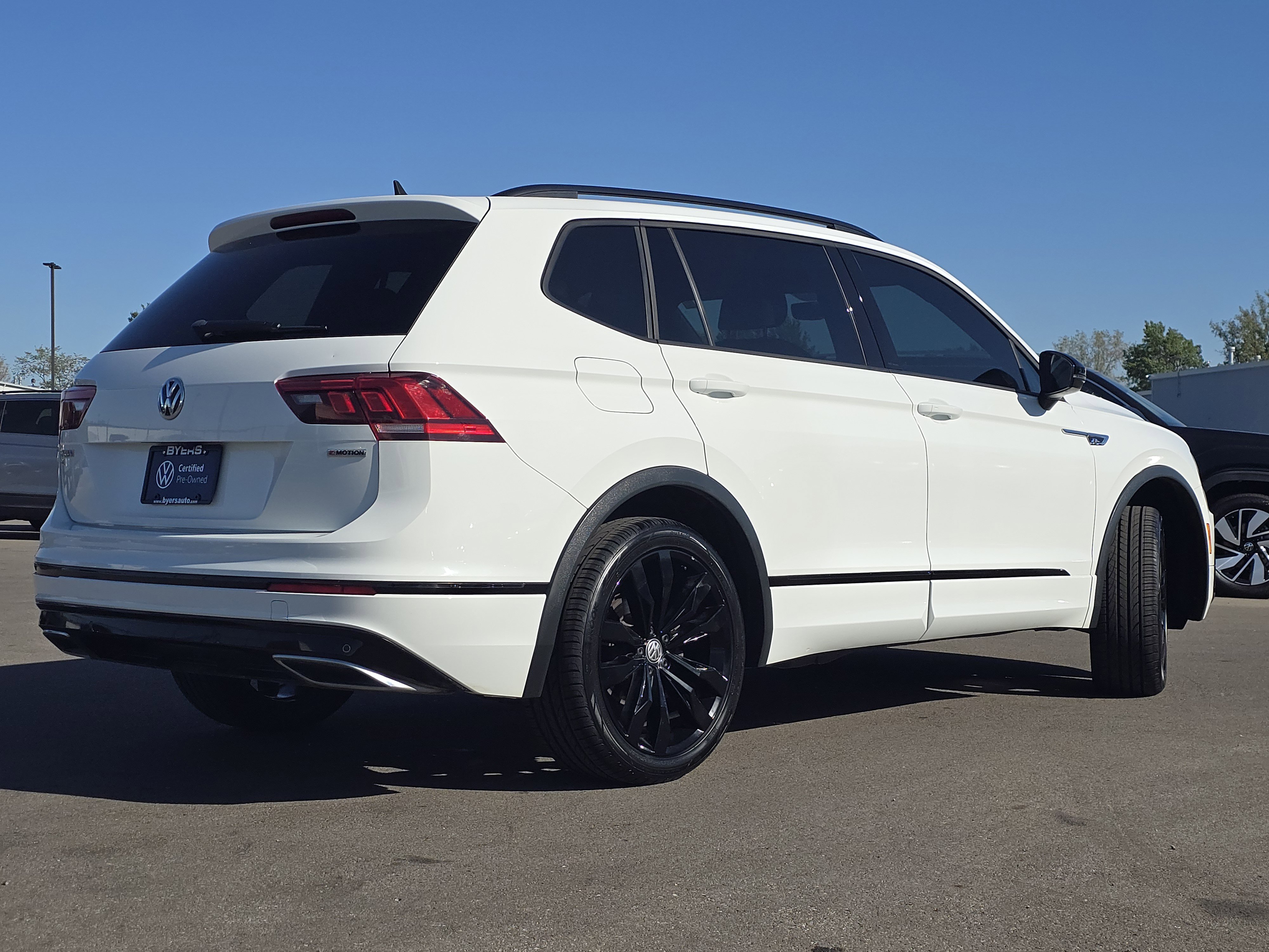 2021 Volkswagen Tiguan SE R-Line Black photo 3