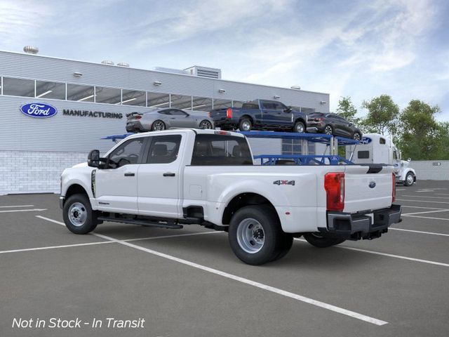2026 Ford F-350 photo 3