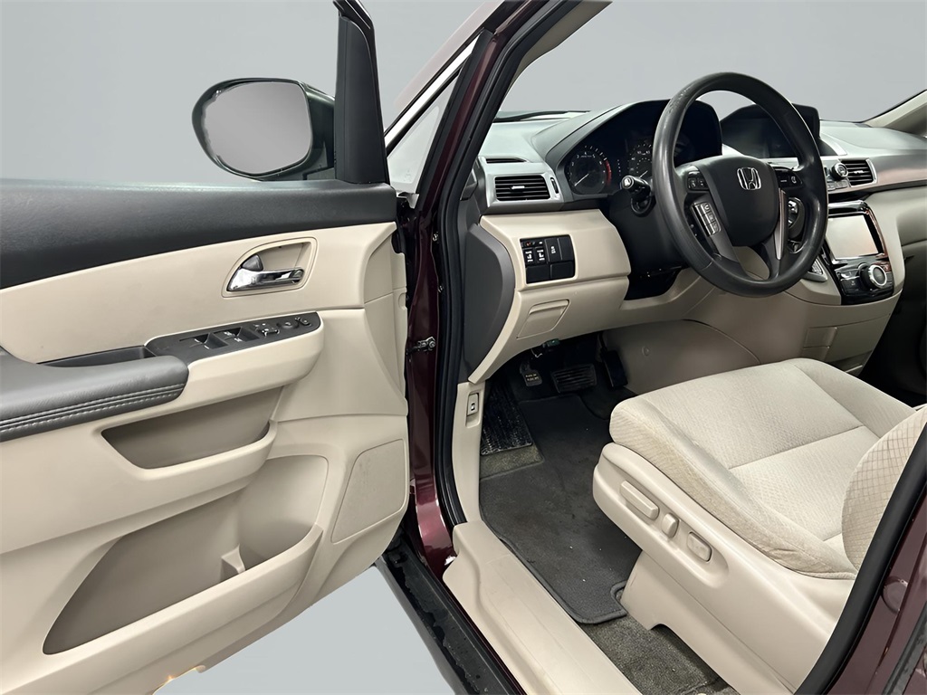 2014 Honda Odyssey EX photo 9