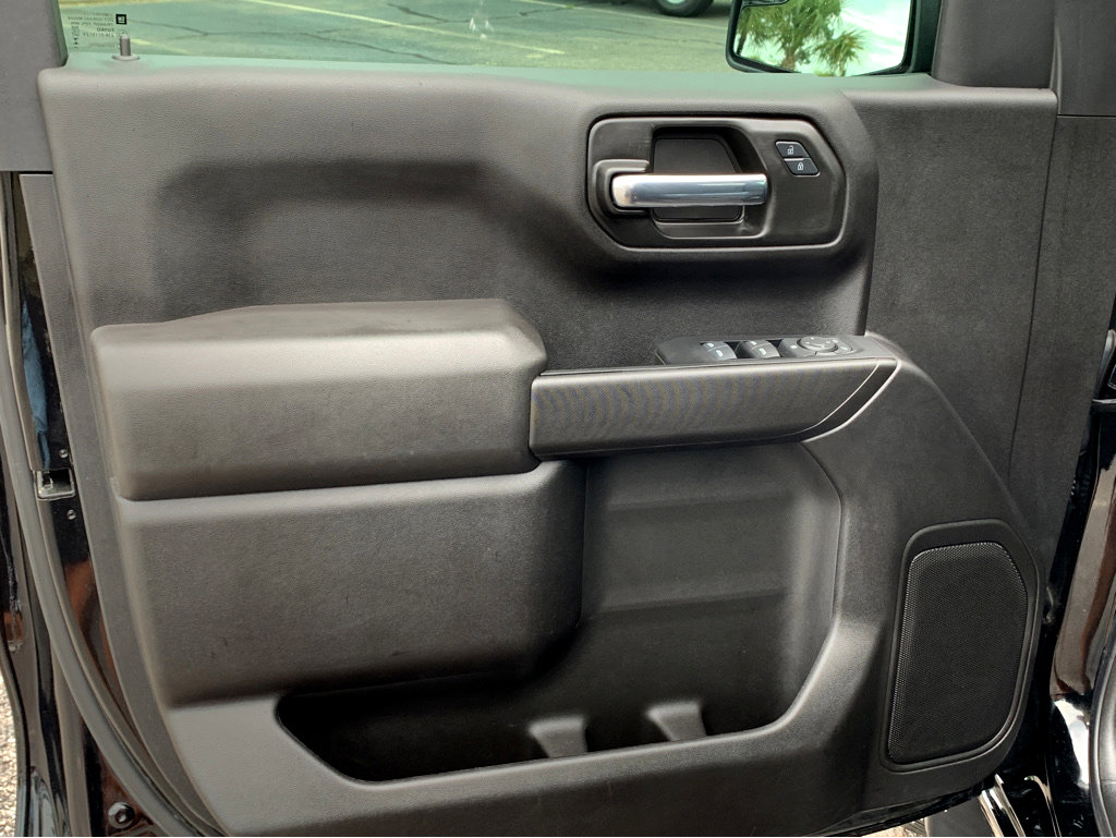 2024 Chevrolet Silverado 1500 Custom photo 15