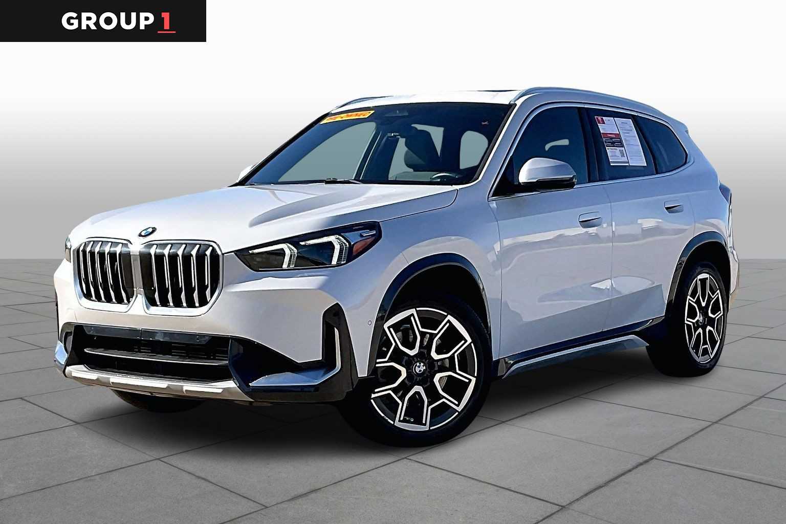 2023 BMW X1 28i's photo
