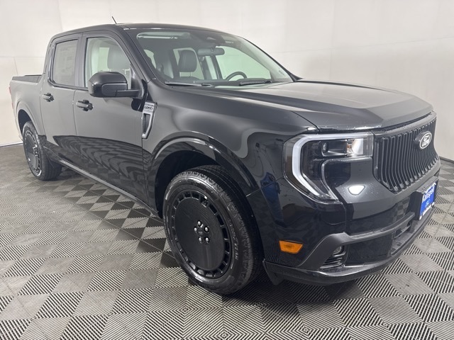 2025 Ford Maverick Lobo's photo