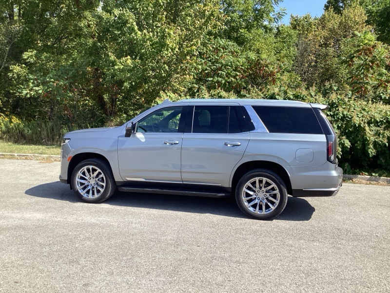2023 Cadillac Escalade Premium Luxury photo 4