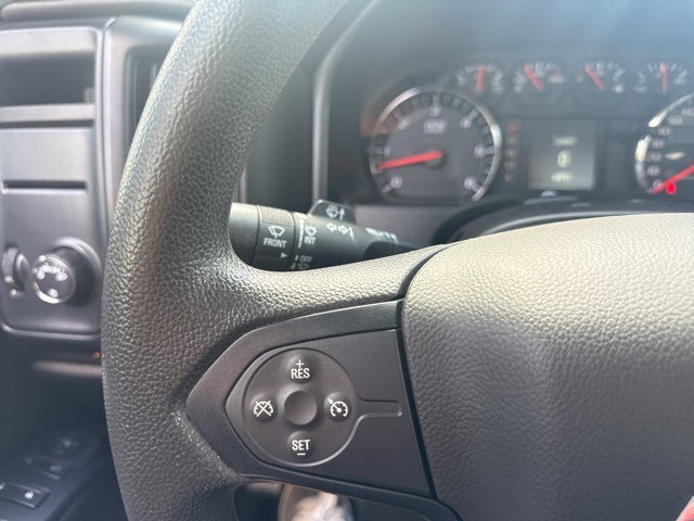 2017 Chevrolet Silverado 1500 Custom photo 14