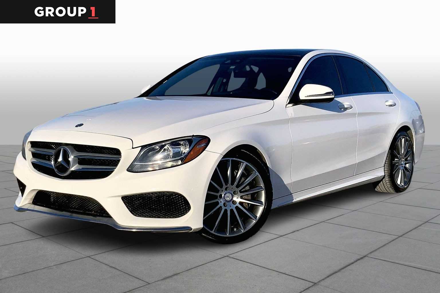 2017 Mercedes-Benz C-Class C300's photo
