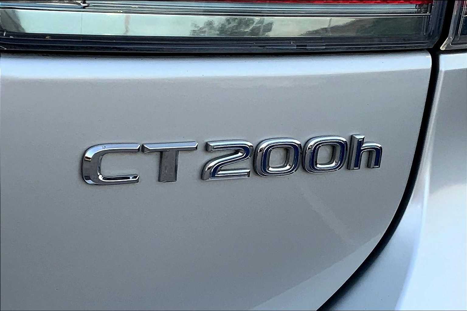 2013 Lexus CT 200h photo 9