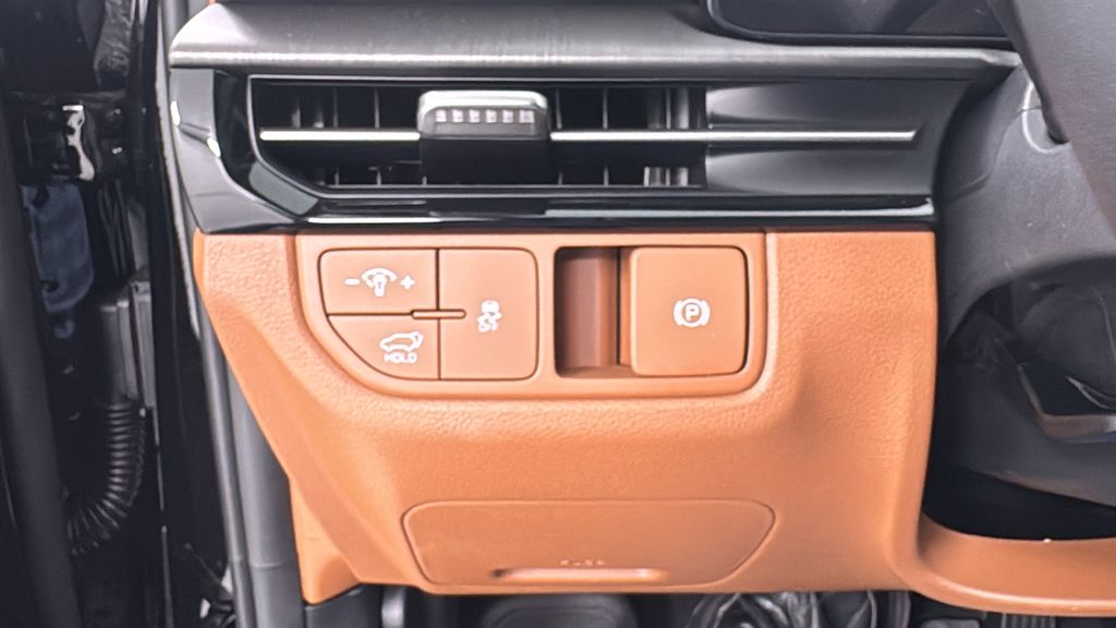 2026 Kia Sportage X-Line photo 34