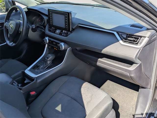 2019 Toyota RAV4 XLE photo 29