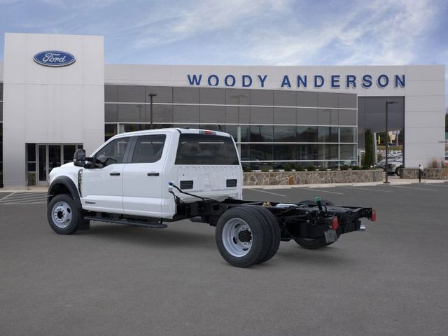 2026 Ford F-550 photo 4