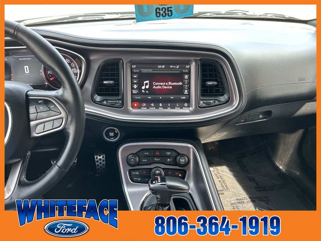 2022 Dodge Challenger SXT photo 19
