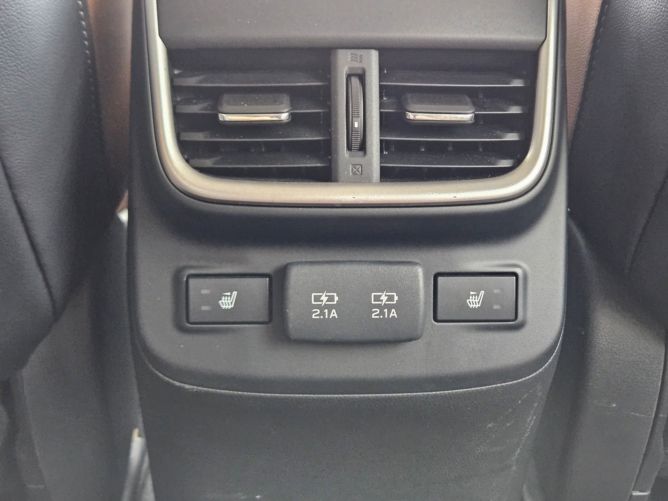 2022 Subaru Outback Touring photo 18
