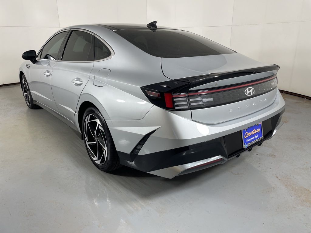 2024 Hyundai Sonata SEL Convenience photo 7