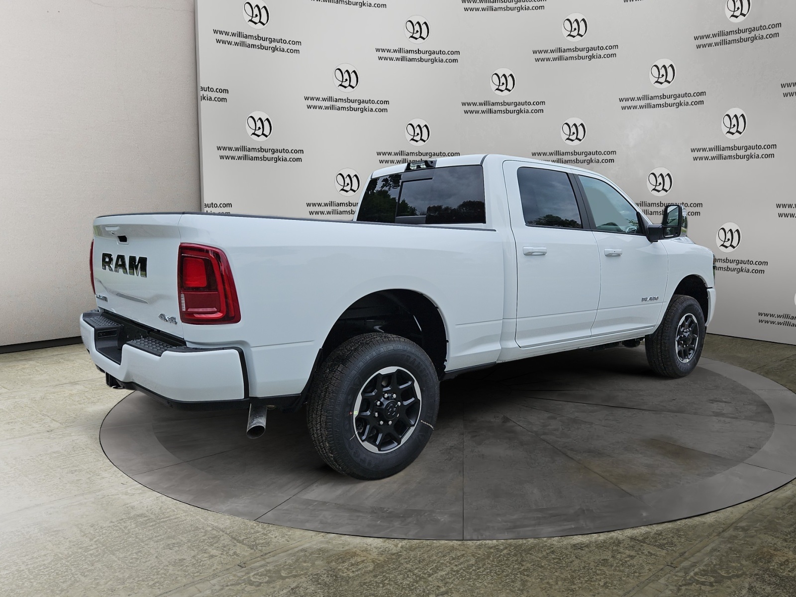2026 Ram 2500 Laramie photo 4