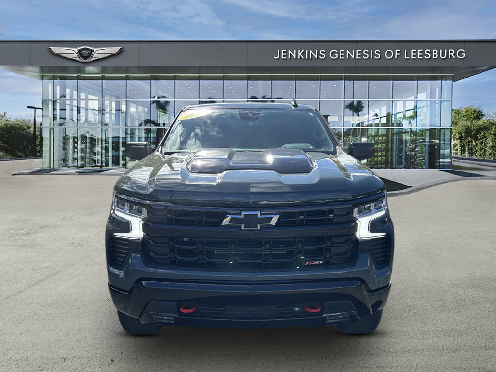 2025 Chevrolet Silverado 1500 LT Trail Boss photo 2