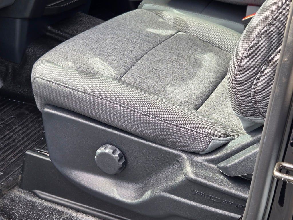 2026 Ford F-250 photo 18